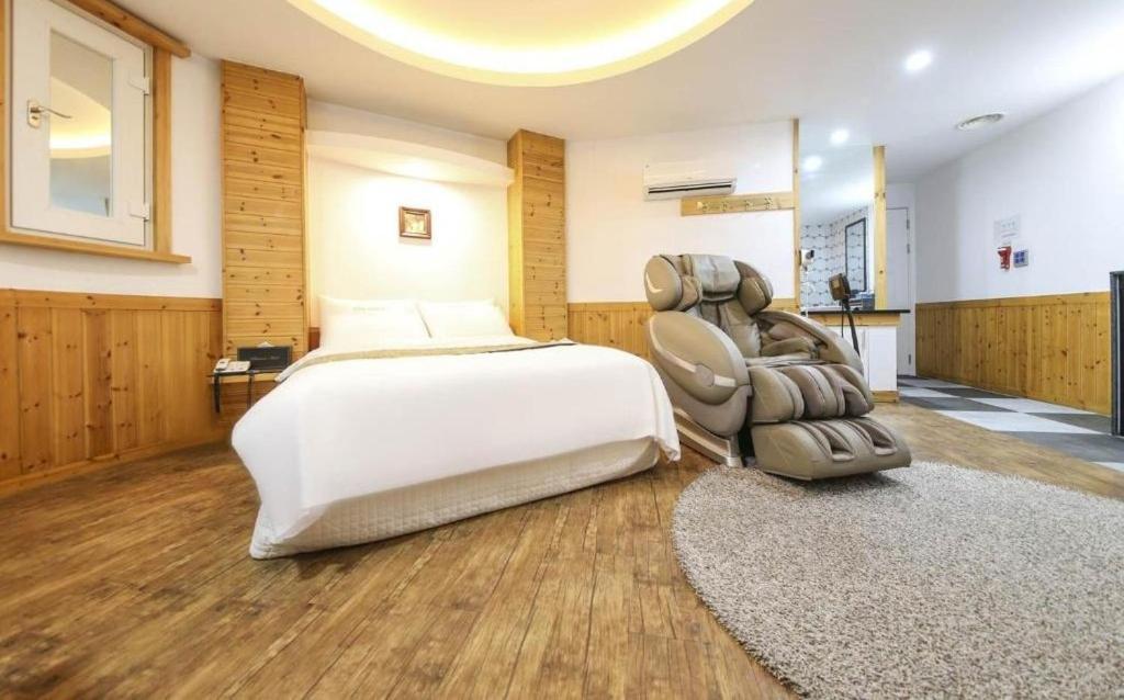 Cheonan Business Hotel Экстерьер фото