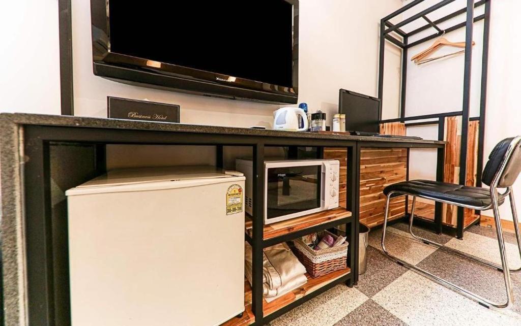 Cheonan Business Hotel Экстерьер фото